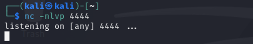 Netcat en modo escucha en el puerto 4444